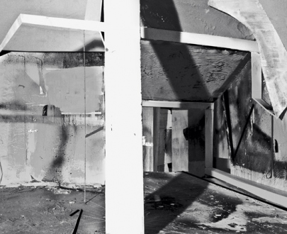 Yamini Nayar – an axe for a wing-bone - <i data-eio=